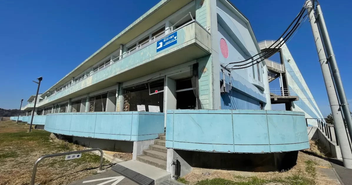 3.11を忘れない｜震災遺構「浪江町立請戸小学校」の建物の画像です。